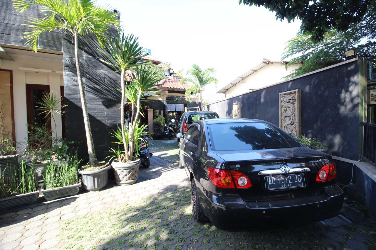 Reddoorz Plus Near Tugu Jogja 2 Yogyakarta Exterior photo